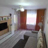 Apartamnet cu 3 camere de vanzare in Campina, Central